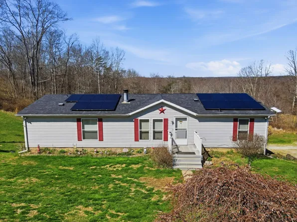 10049 Webb Rd, Logan, OH 43138