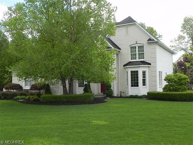 1st image of 27035 Grove Ct