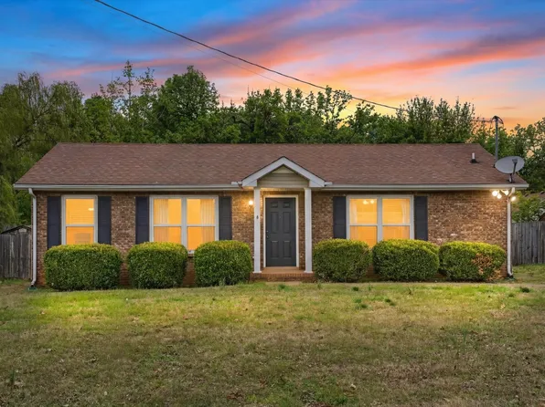 1485 Sunshine Dr, Clarksville, TN 37042