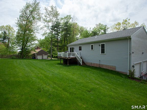 5th image of 93 Rye Hill Circle
