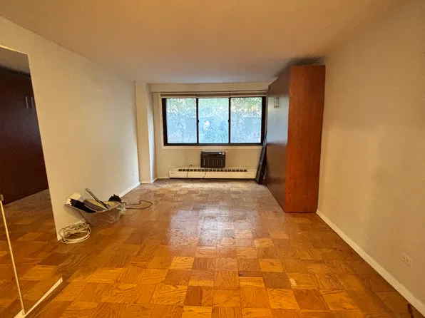 16 West 16th Street image 1 of 3