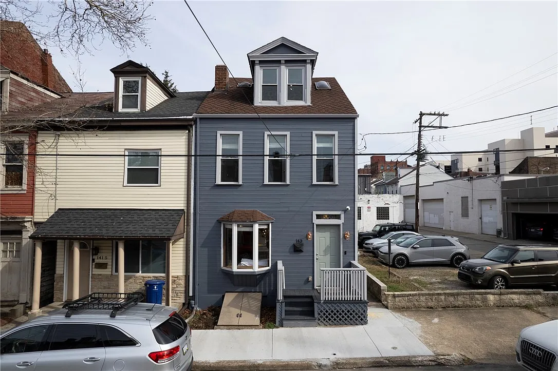143 S 19th St photo 1