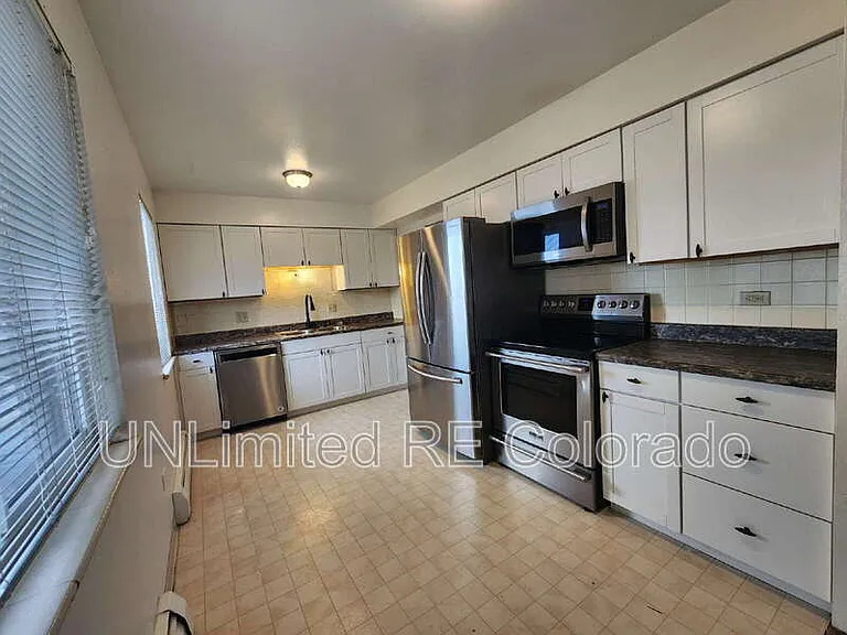 1140 S Arbutus St #1144 — Photo 5