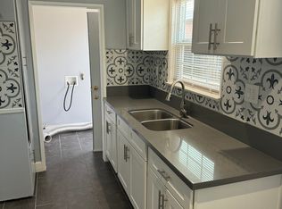 10231 San Carlos Ave #B, South Gate, CA 90280