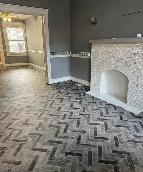 543 Chateau Ave — Photo 2