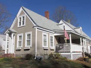 12 Mooney St, Farmington, NH 03835