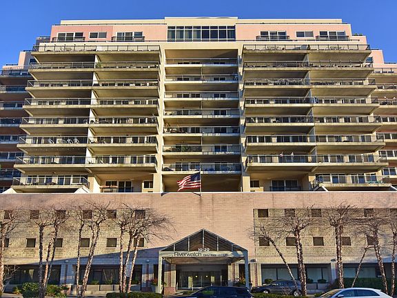3rd image of 1020 Warburton Ave APT 15C