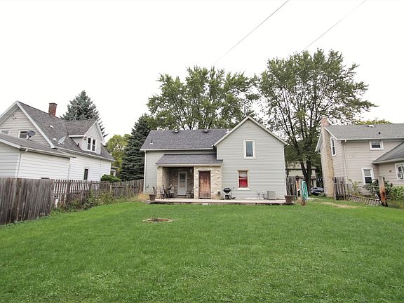 5th image of 1005 Western Ave