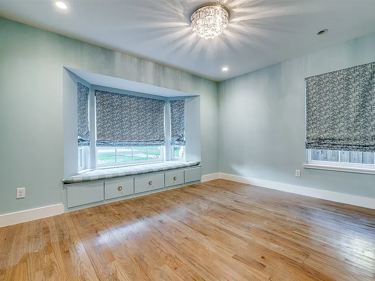 5908 Melshire Dr — Photo 8
