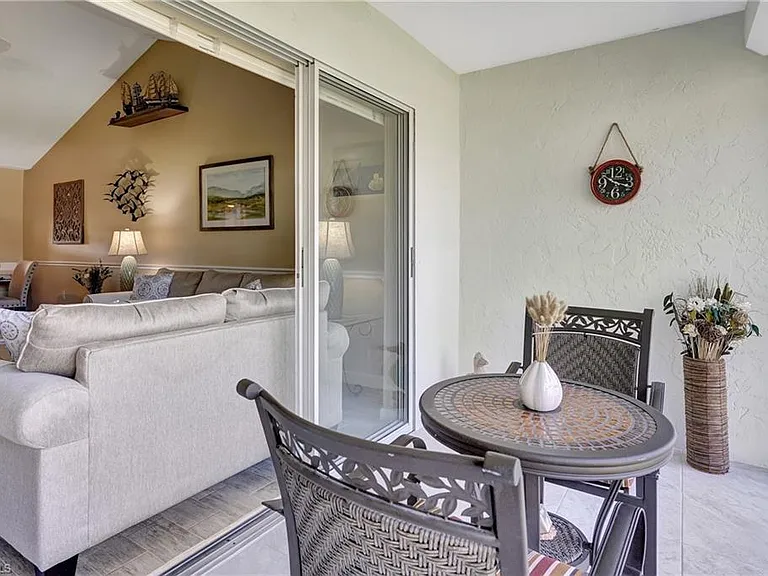 3062 Sandpiper Bay Cir #K302 — Photo 23