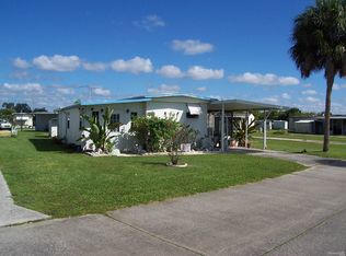 1232 Primrose Peak Dr, Ruskin, FL 33570