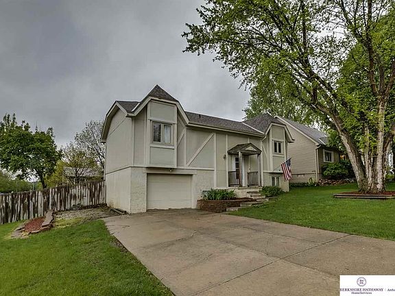 2nd image of 8403 S 143rd St
