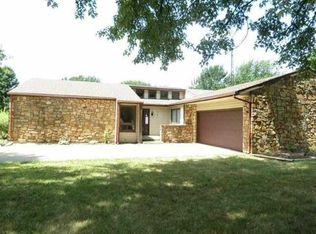 5309 N Moore Rd, Muncie, IN 47304