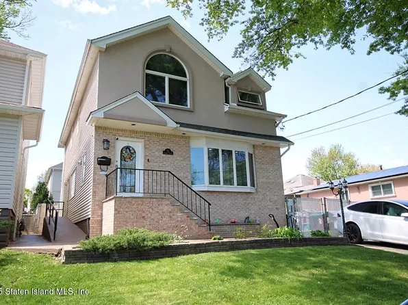 50 Almond St, Staten Island, NY 10312