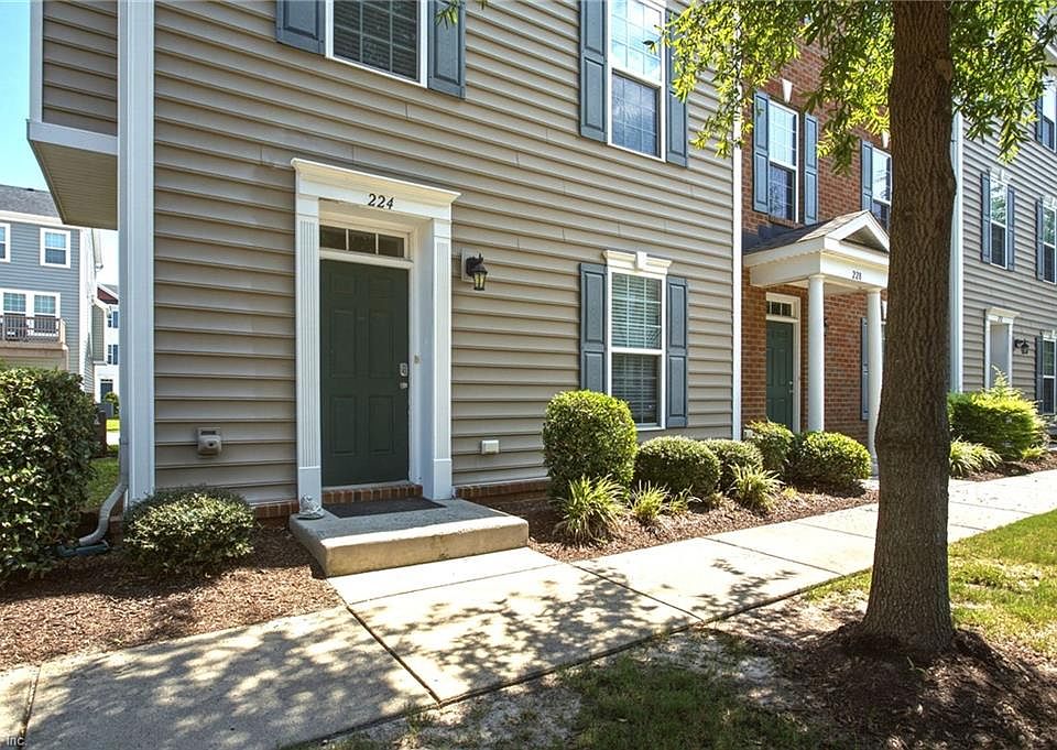 1st image of 224 Breccia Ln #218