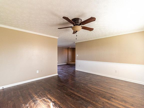4th image of 529 Cranwood Cir