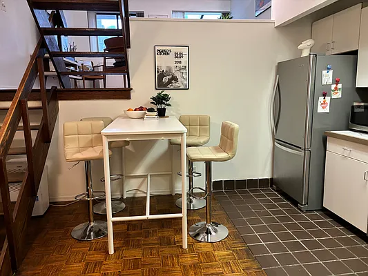 Rented by Corcoran | media 25