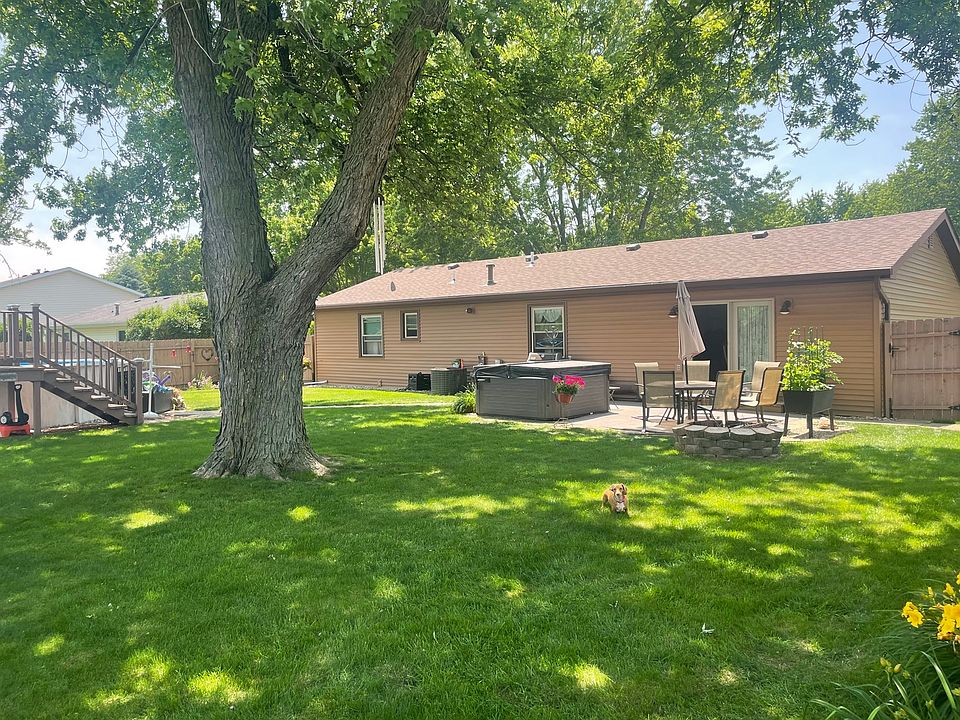 2nd image of 808 Heather Dr