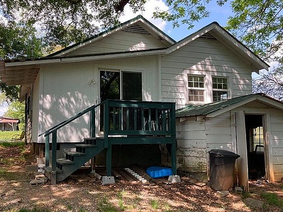 Deck off back of house