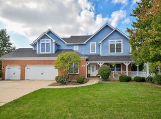 310 Westhaven Cir, Geneva, IL 60134