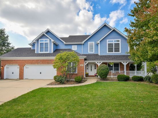 310 Westhaven Cir, Geneva, IL 60134