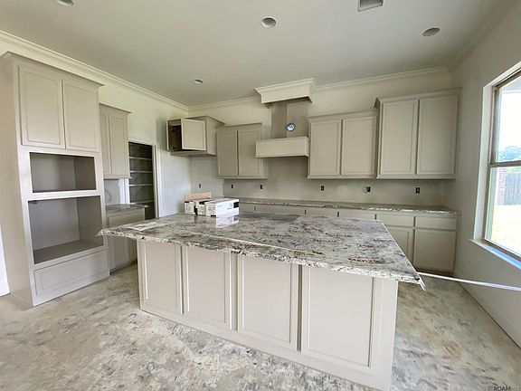 5th image of 162 Lake Hudson Cir