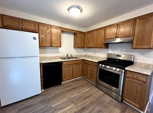 1390 Lincoln Dr APT A, Monaca, PA 15061