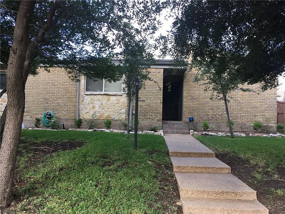1st image of 10527 Boedeker Dr