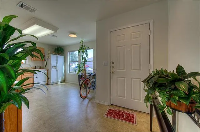 8608 Claude Ct — Photo 11