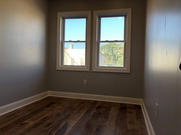 5th image of 51 Jewett Ave #32Y