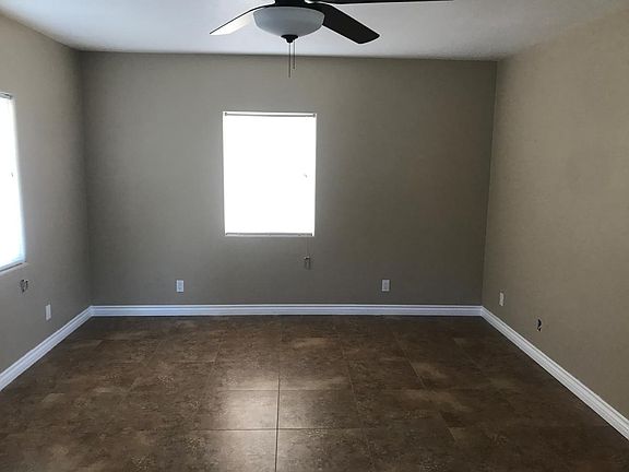 5th image of 3048 Caspian Ave