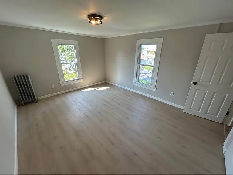 1010 Wood St — Photo 6