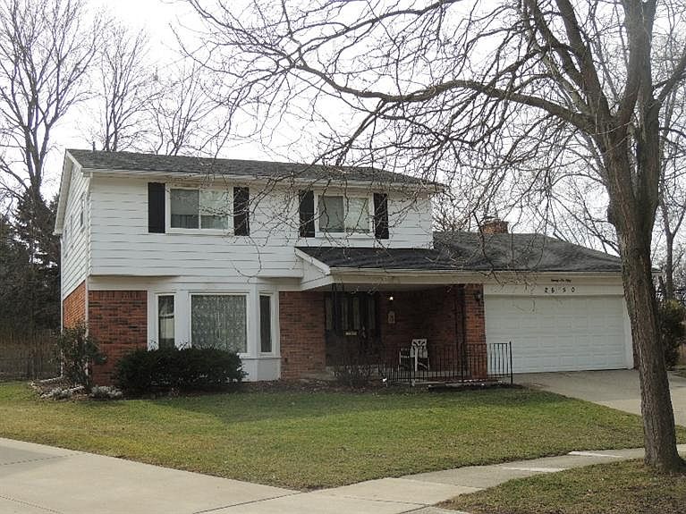 1st image of 2650 Esch Ave