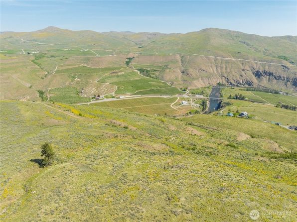 435 Hwy 153 #5, Pateros, WA 98846