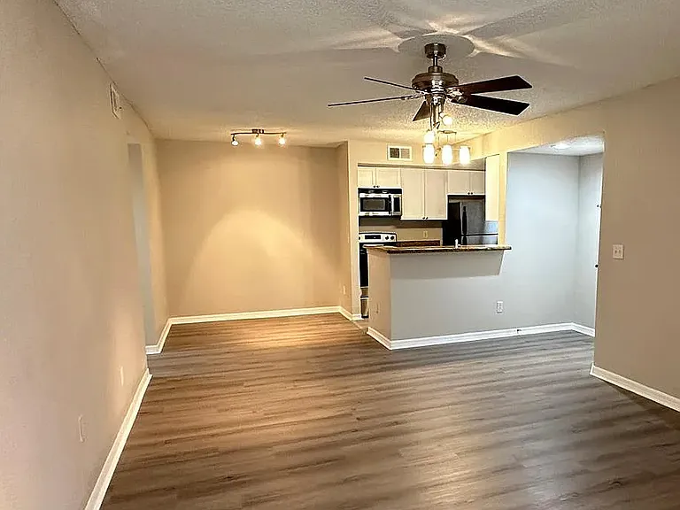 5168 Conroy Rd #1612 — Photo 5