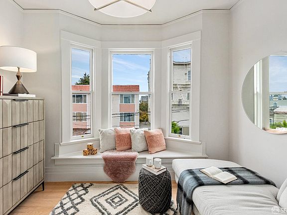 5th image of 182 Eureka St