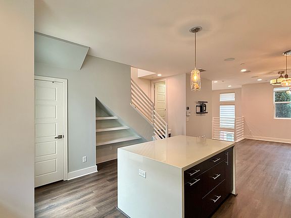 4th image of 7839 Modern Oasis Dr