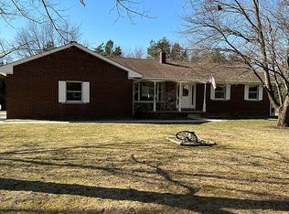 6305 McGuire Rd, Fenton, MI 48430