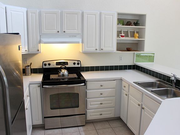 5th image of 12014 98th Ave NE