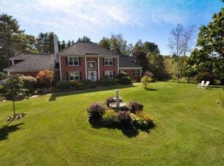 15 Reyners Brook Dr, Dover, NH 03820