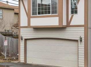 143 Grand Larry St, Anchorage, AK 99504