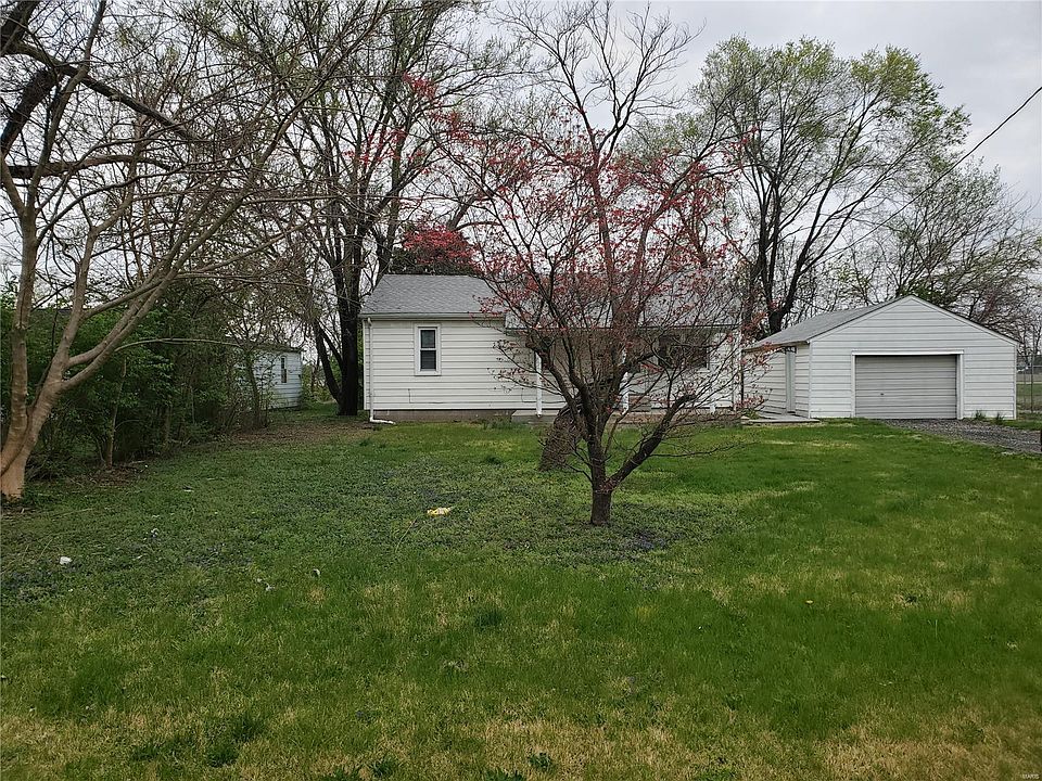 1st image of 1001 Ernst Dr