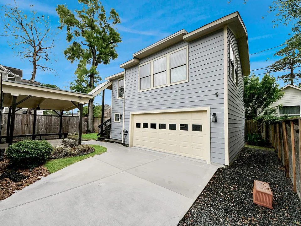 1505 Chippendale Rd