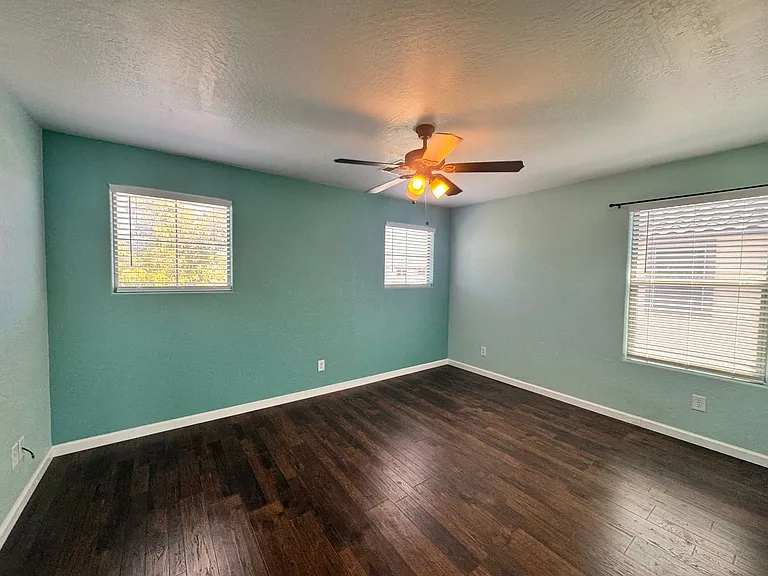 3519 E Tonto Dr — Photo 5