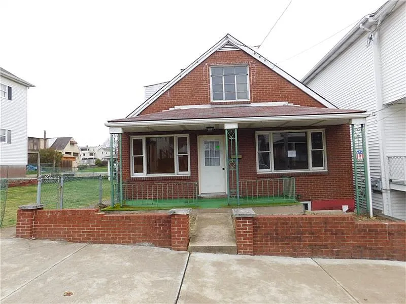 531 Chartiers Ave photo 1