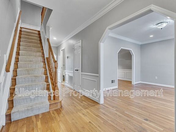 2nd image of 5904 Wescott Hills Way