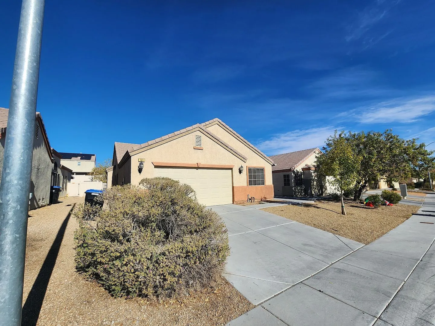 Beautiful Single Story Three Bedroom Home! — Photo 3