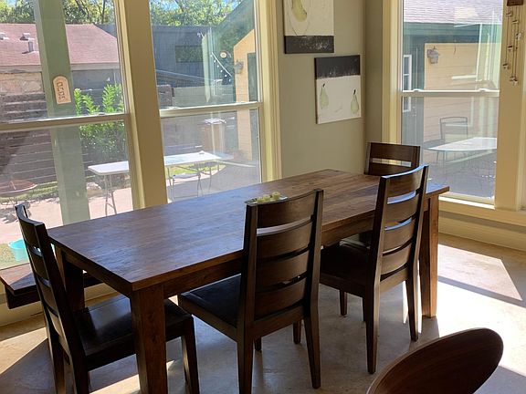 Kitchen table