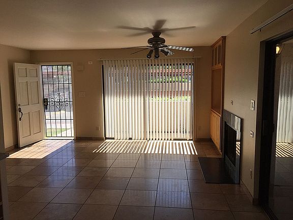 5th image of 2959 N 68th Pl Unit 109