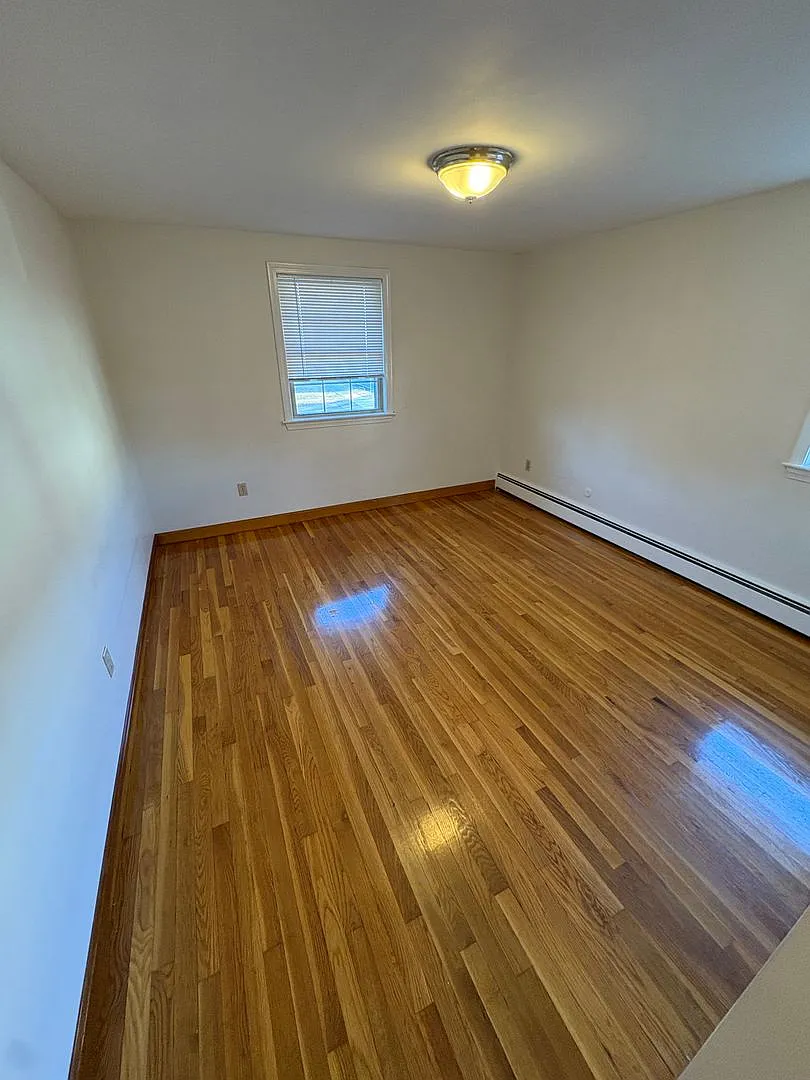 600 Cabot Street — Photo 3